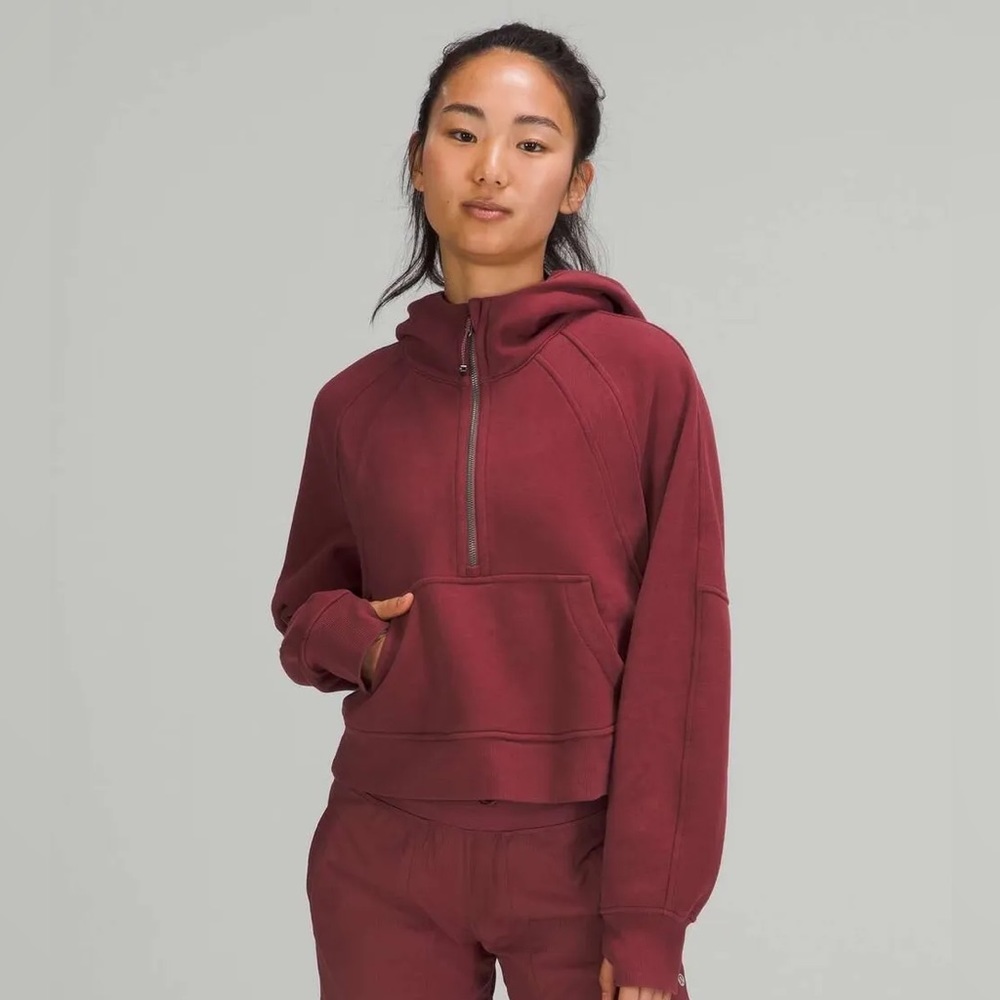 Lululemon maroon scuba